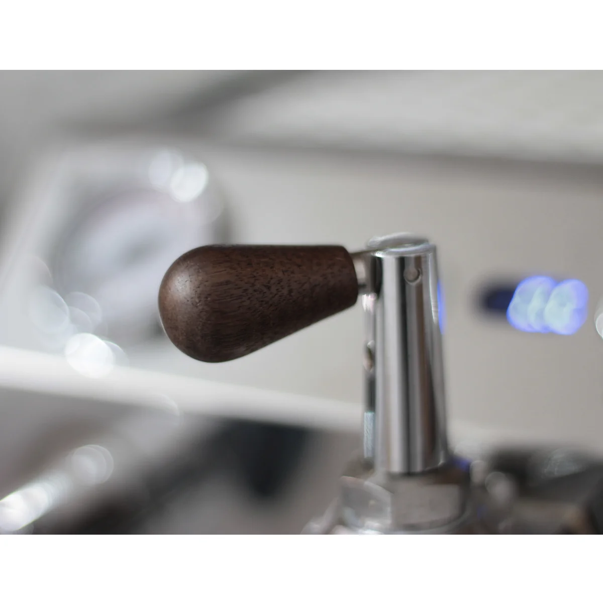 Coffee Sensor Flow Control Device Walnut Knob - Olive Wood - Image 2